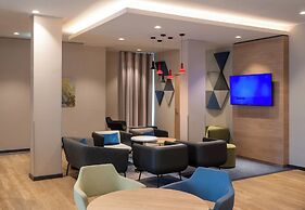 Holiday Inn Express Munich North by IHG