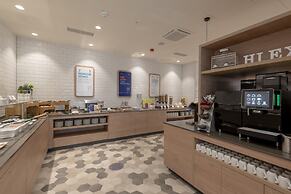 Holiday Inn Express Munich North by IHG