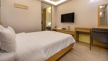 Jeju Maru Hotel & Cafe