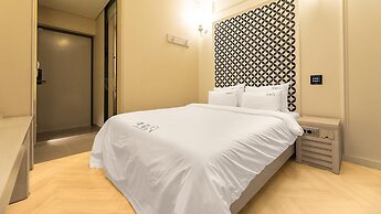 Jeju Maru Hotel & Cafe