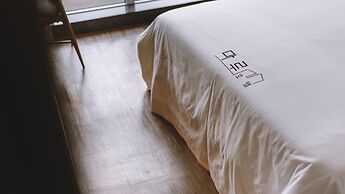 Jeju Maru Hotel & Cafe