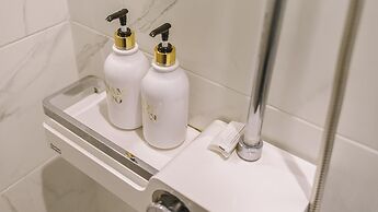 Jeju Maru Hotel & Cafe