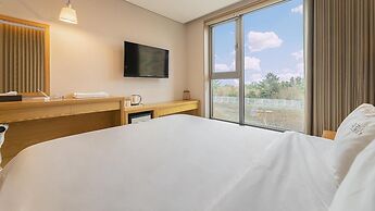 Jeju Maru Hotel & Cafe