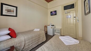 Commercial Travellers House