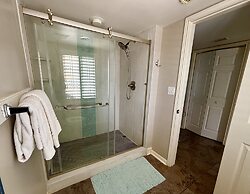 Ocean House 1406 2 Bedroom Condo by RedAwning