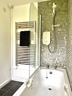 Charming Cottage for 5 Near Dartmoor, Beach, Pub