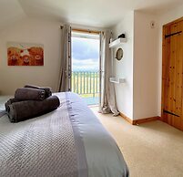 Charming Cottage for 5 Near Dartmoor, Beach, Pub