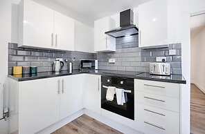 4br-11guests-patio-familyfriendly-citycentre-beach