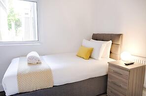 4br-11guests-patio-familyfriendly-citycentre-beach