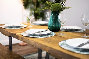 4br-11guests-patio-familyfriendly-citycentre-beach