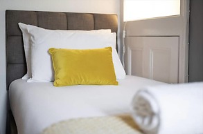 4br-11guests-patio-familyfriendly-citycentre-beach