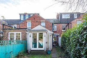 Lovely Terraced 2-bed House Near Hinksey Park