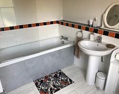 Lovely Terraced 2-bed House Near Hinksey Park