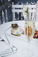 Les Suites The Marcel