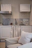 Les Suites The Marcel