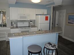 Brunswick Plantation Resort Villa 308 With Sleek Interior and Golf Cou