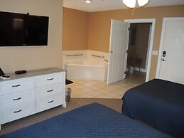 Lake View Golf Resort Villa 1301 Close to Beach in Calabash by Redawni