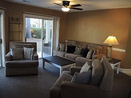 Lake View Golf Resort Villa 1301 Close to Beach in Calabash by Redawni