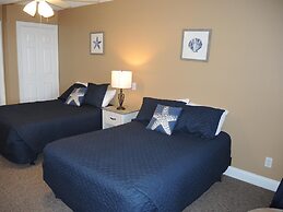 Lake View Golf Resort Villa 1301 Close to Beach in Calabash by Redawni