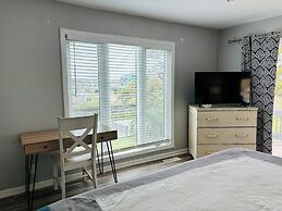 Beach Buoys & Salty Gulls 4 Bedroom Home by RedAwning