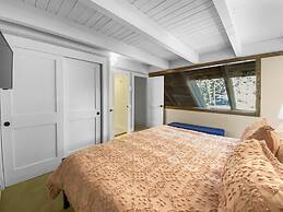 Mill Run 17 2 Bedroom Townhouse by RedAwning