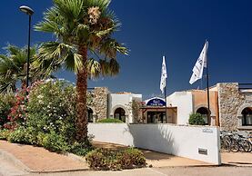 Vista Blu Resort con piscina