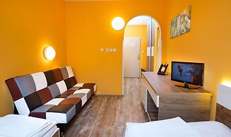 Hotel N