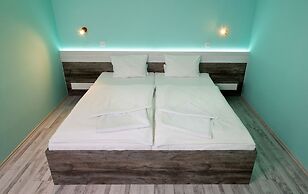 Hotel N