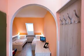 Hotel N