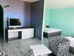 Hotel N
