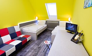 Hotel N