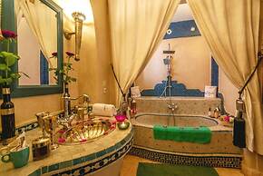 Room in B&B - Riad Anabel - Olive Triple Suite