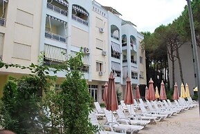 Charming Accommodation With Swimming Pool