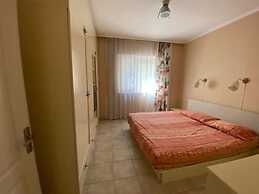 Charming Accommodation With Swimming Pool