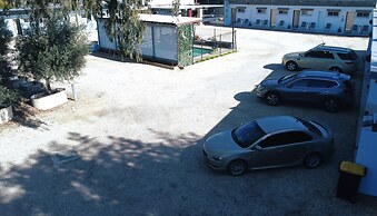 Auto Lodge Motor Inn