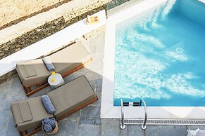 Villa Arades Sifnos with Private Pool