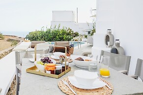 Villa Arades Sifnos with Private Pool