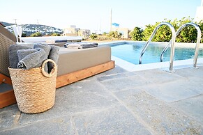 Villa Arades Sifnos with Private Pool