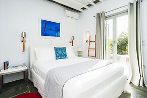 Villa Arades Sifnos with Private Pool