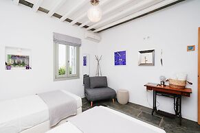 Villa Arades Sifnos with Private Pool