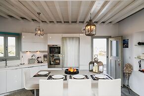 Villa Arades Sifnos with Private Pool