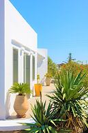 Villa Arades Sifnos with Private Pool