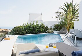 Villa Arades Sifnos with Private Pool