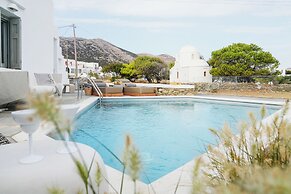 Villa Arades Sifnos with Private Pool