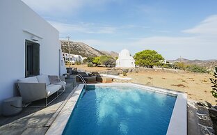 Villa Arades Sifnos with Private Pool