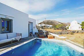 Villa Arades Sifnos with Private Pool