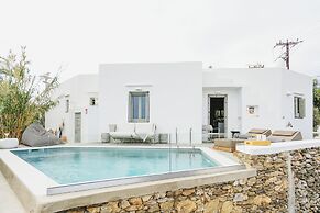 Villa Arades Sifnos with Private Pool