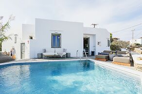 Villa Arades Sifnos with Private Pool