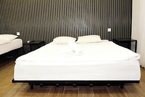 Big Life Hotel