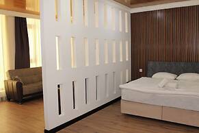 Big Life Hotel